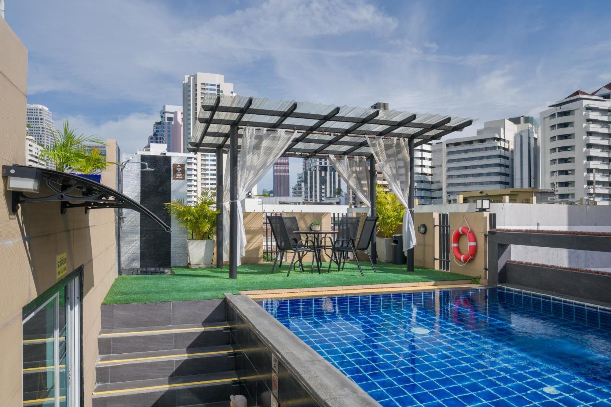 Aspira Suites Sukhumvit 20 Bangkok Exterior photo